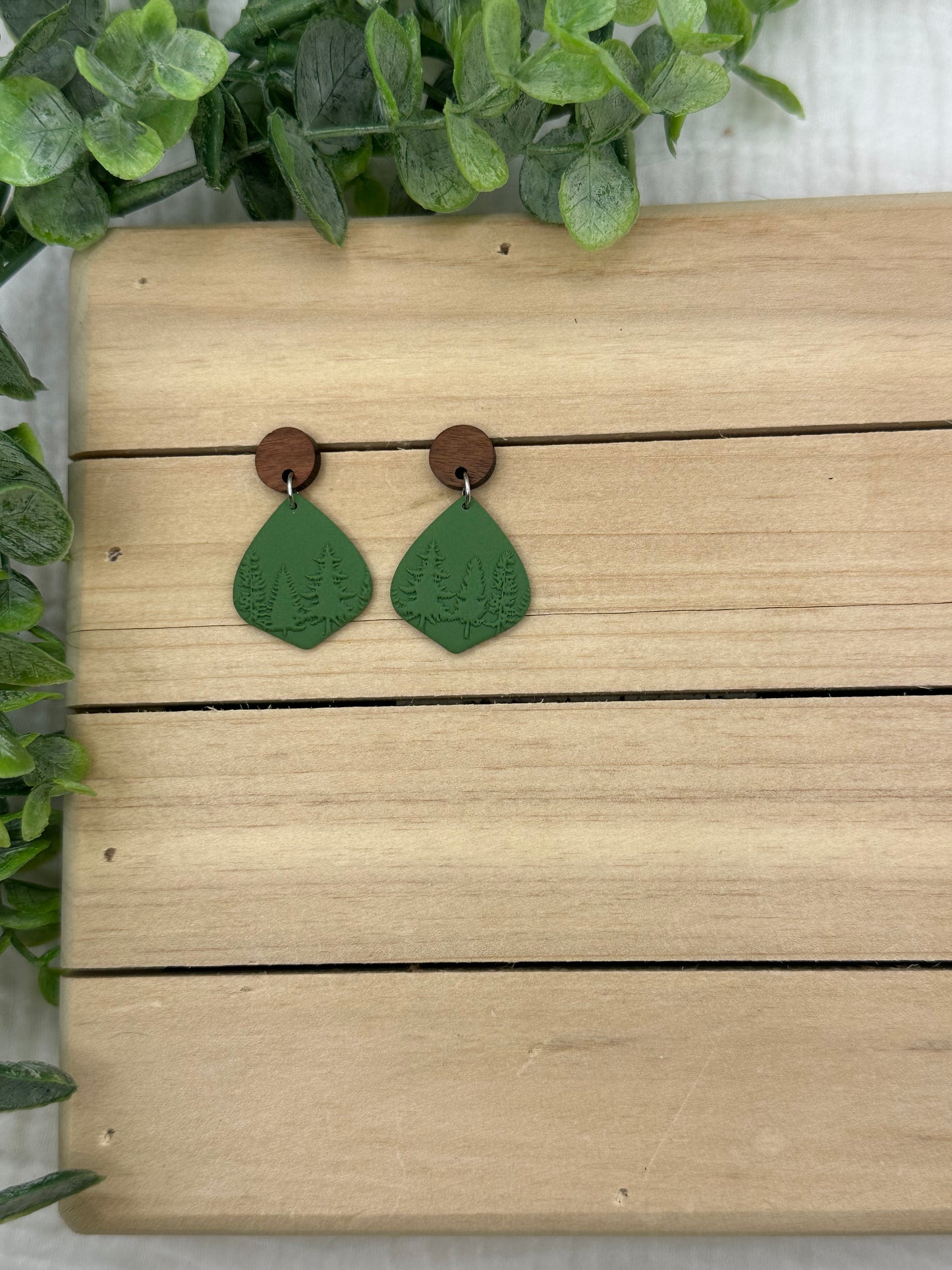 Tree line earrings