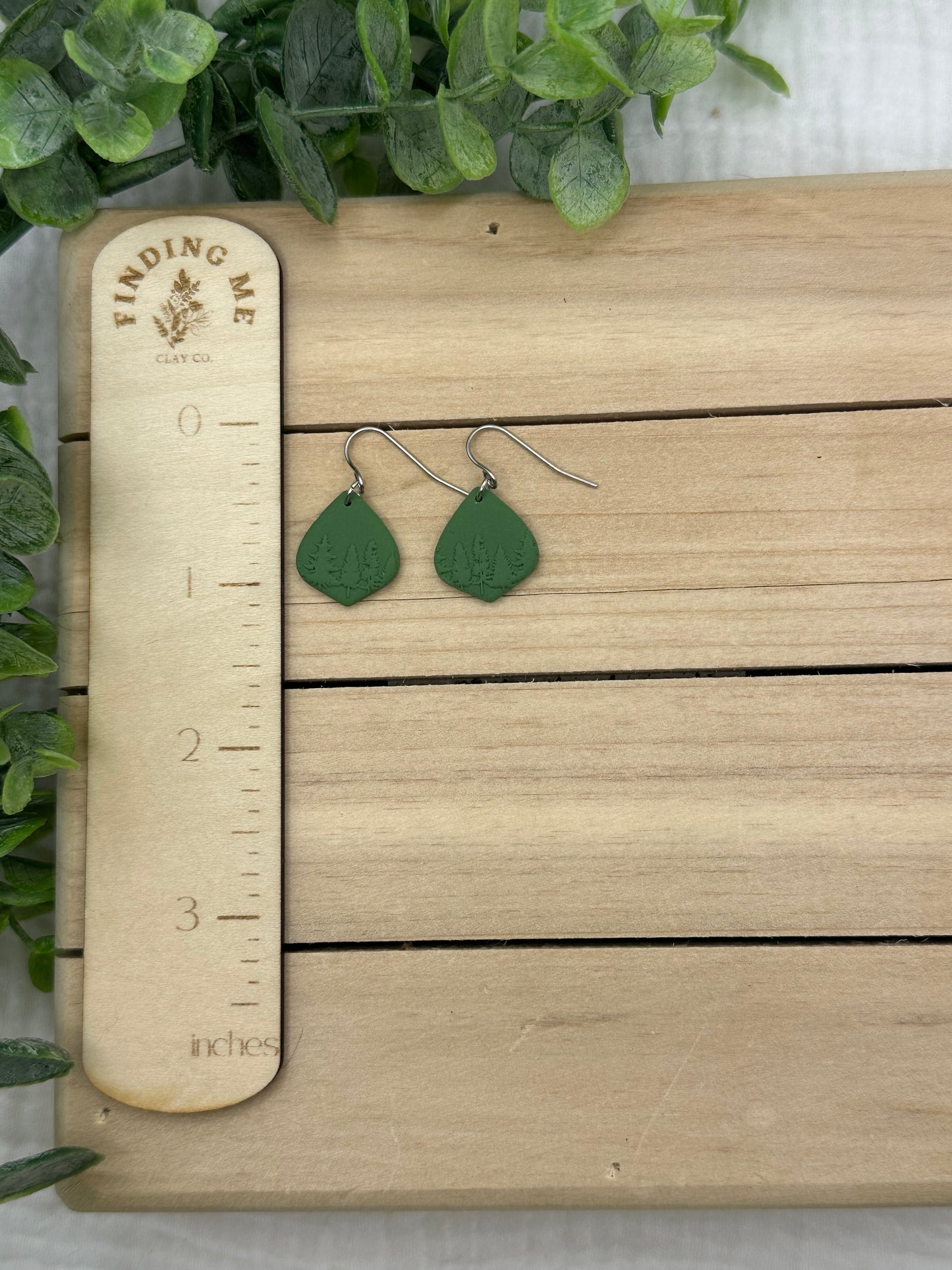 Tree line earrings