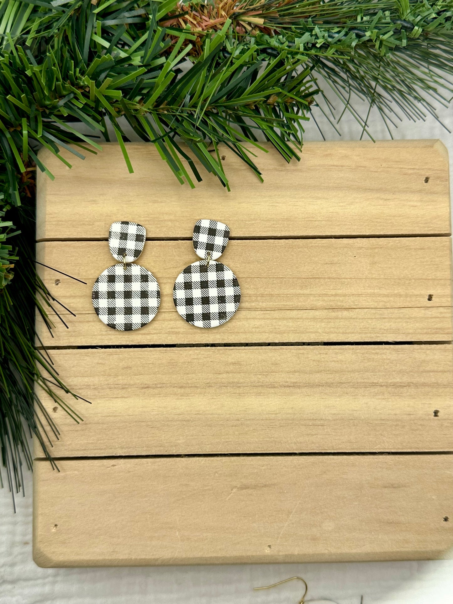 Black and White Plaid Collection