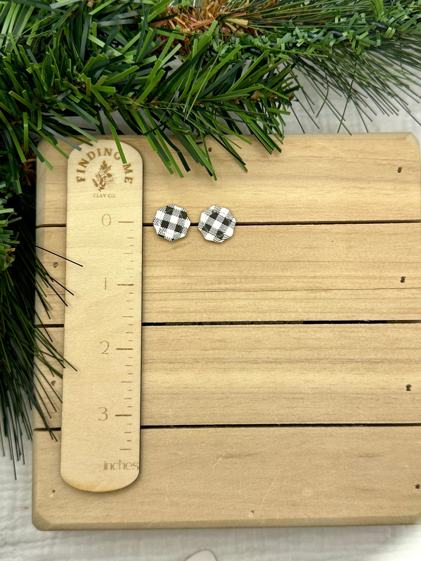 Black and White Plaid Collection