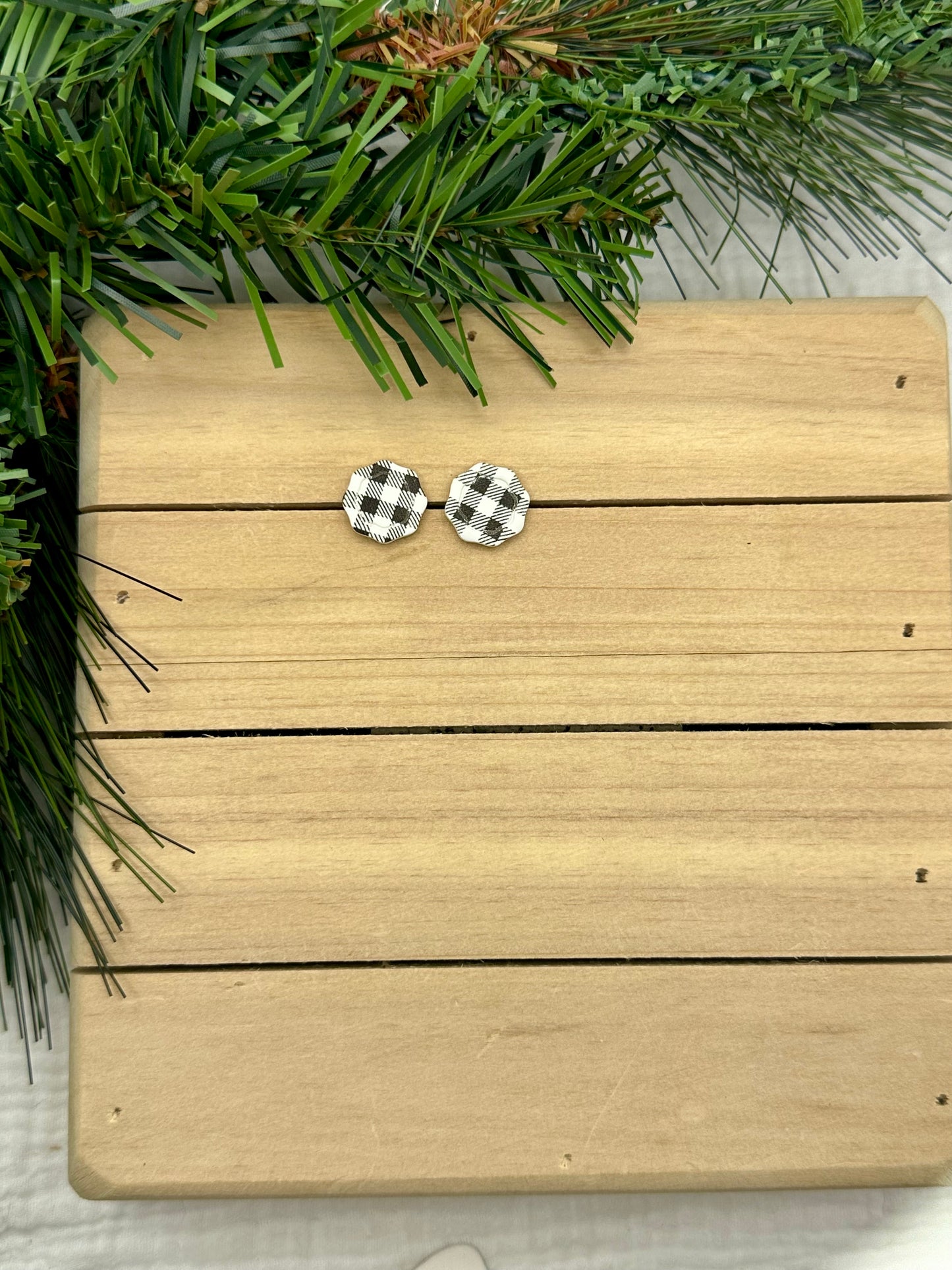 Black and White Plaid Collection