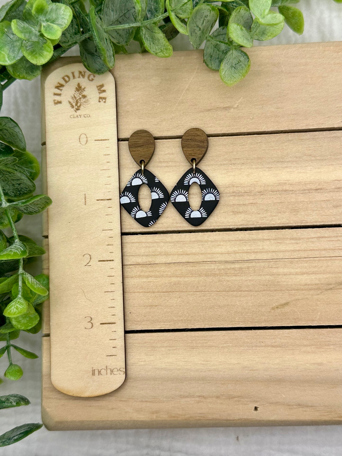 Black Sun Burst Collection