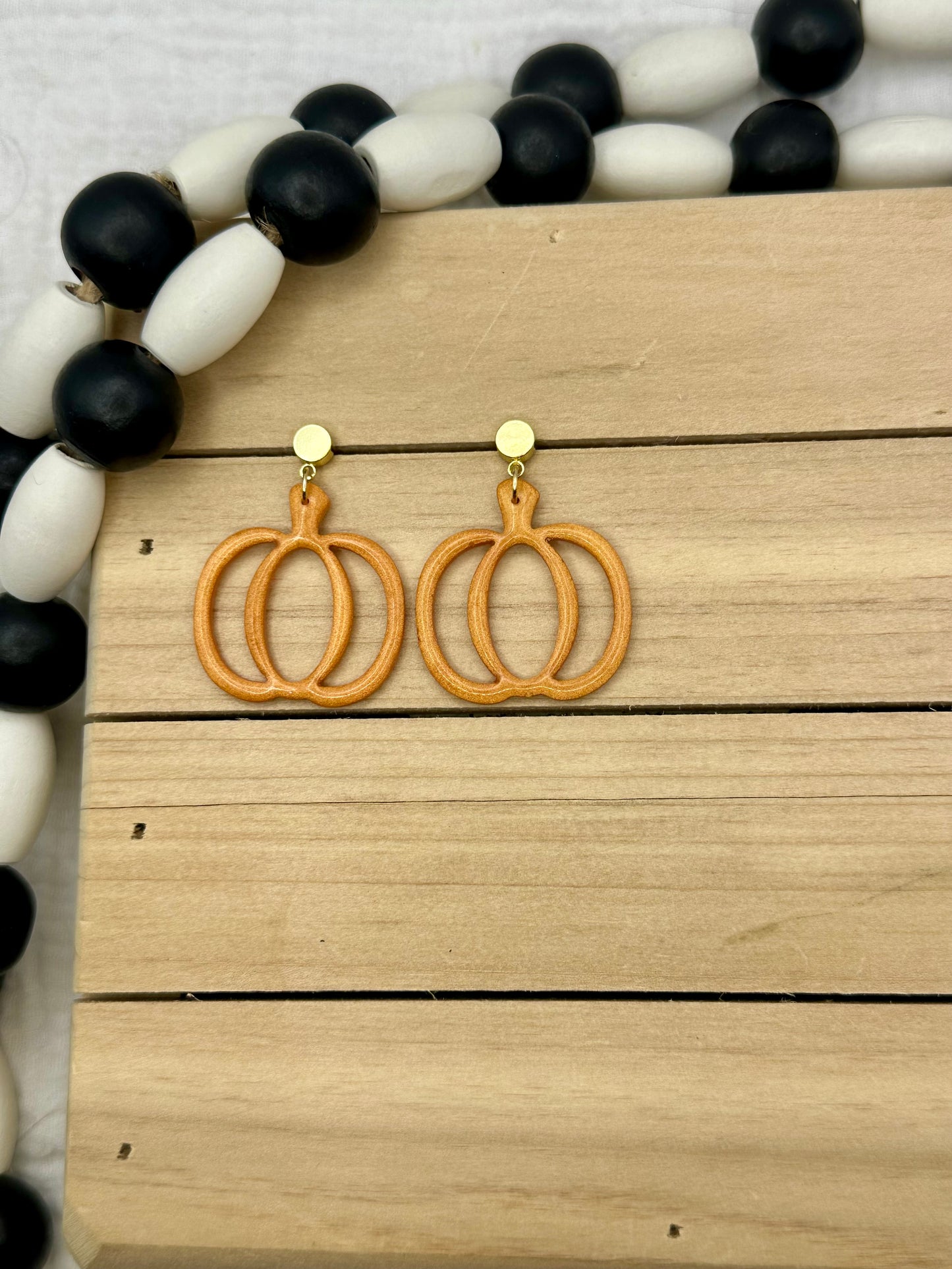 Pumkin Outline Dangles