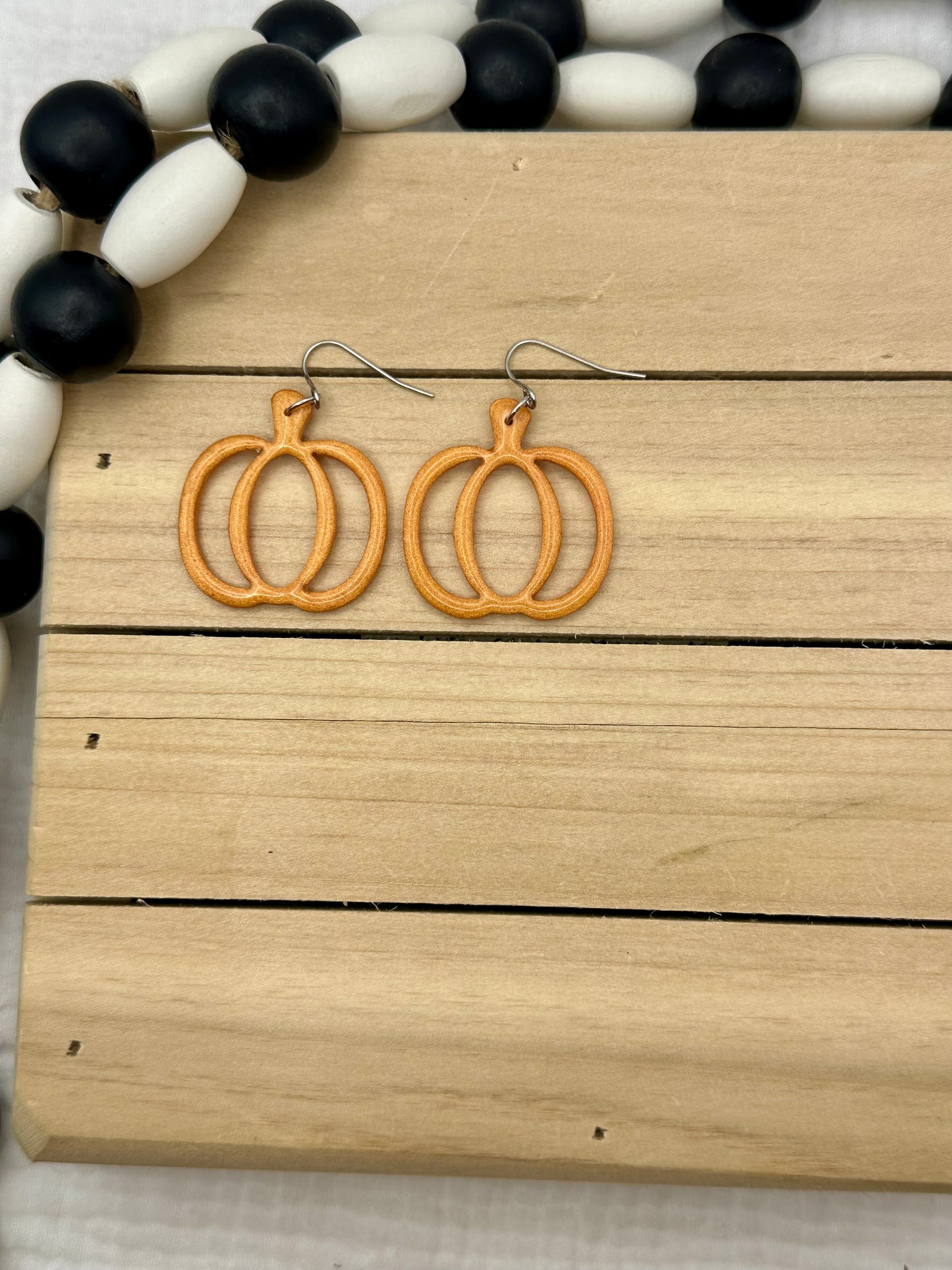 Pumkin Outline Dangles