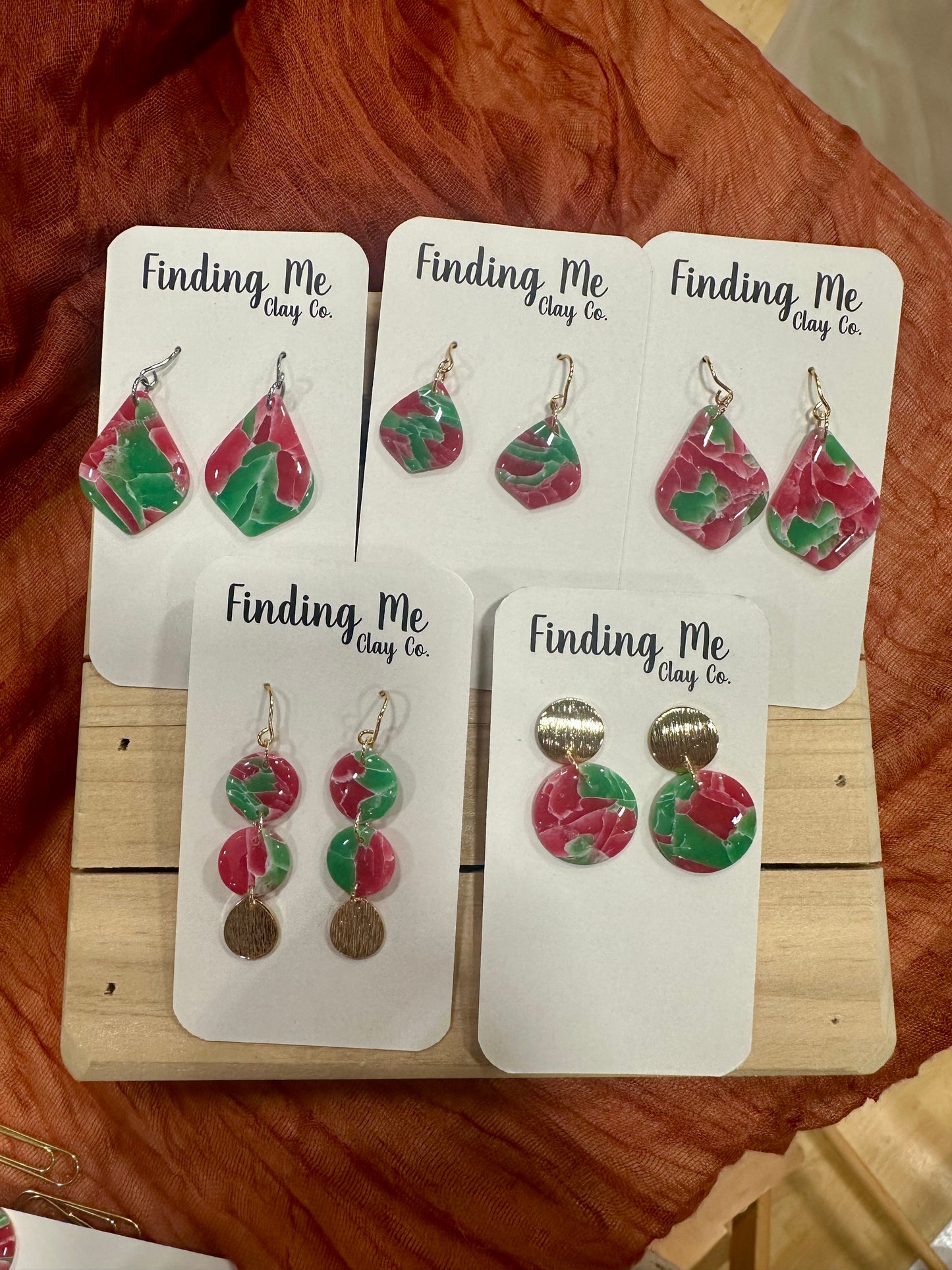 Red and Green Christmas Marbled