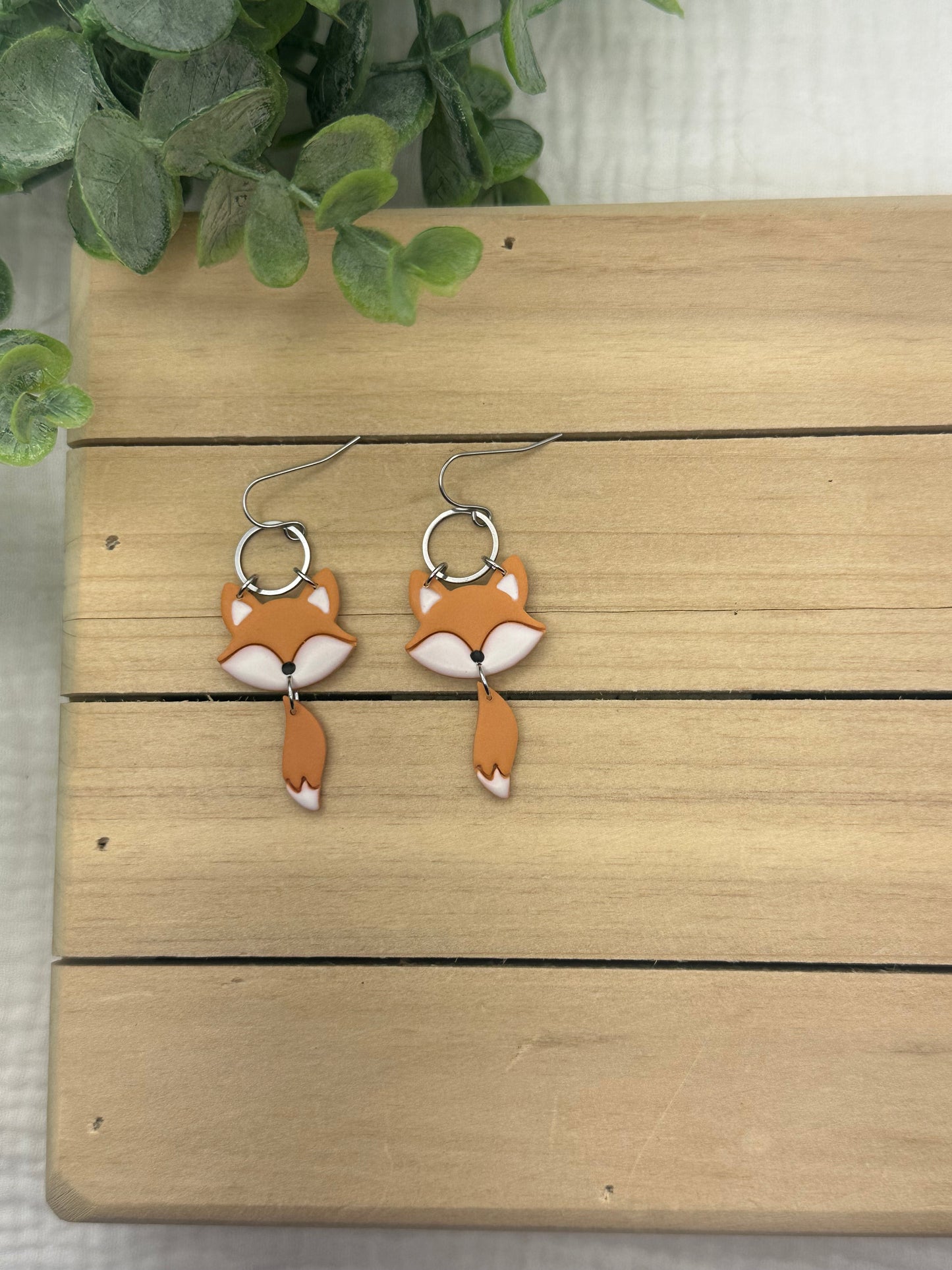 Fox dangles