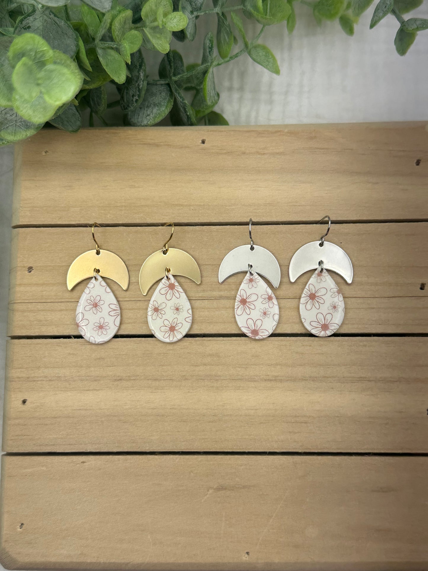 Rustic Daisy Dangles