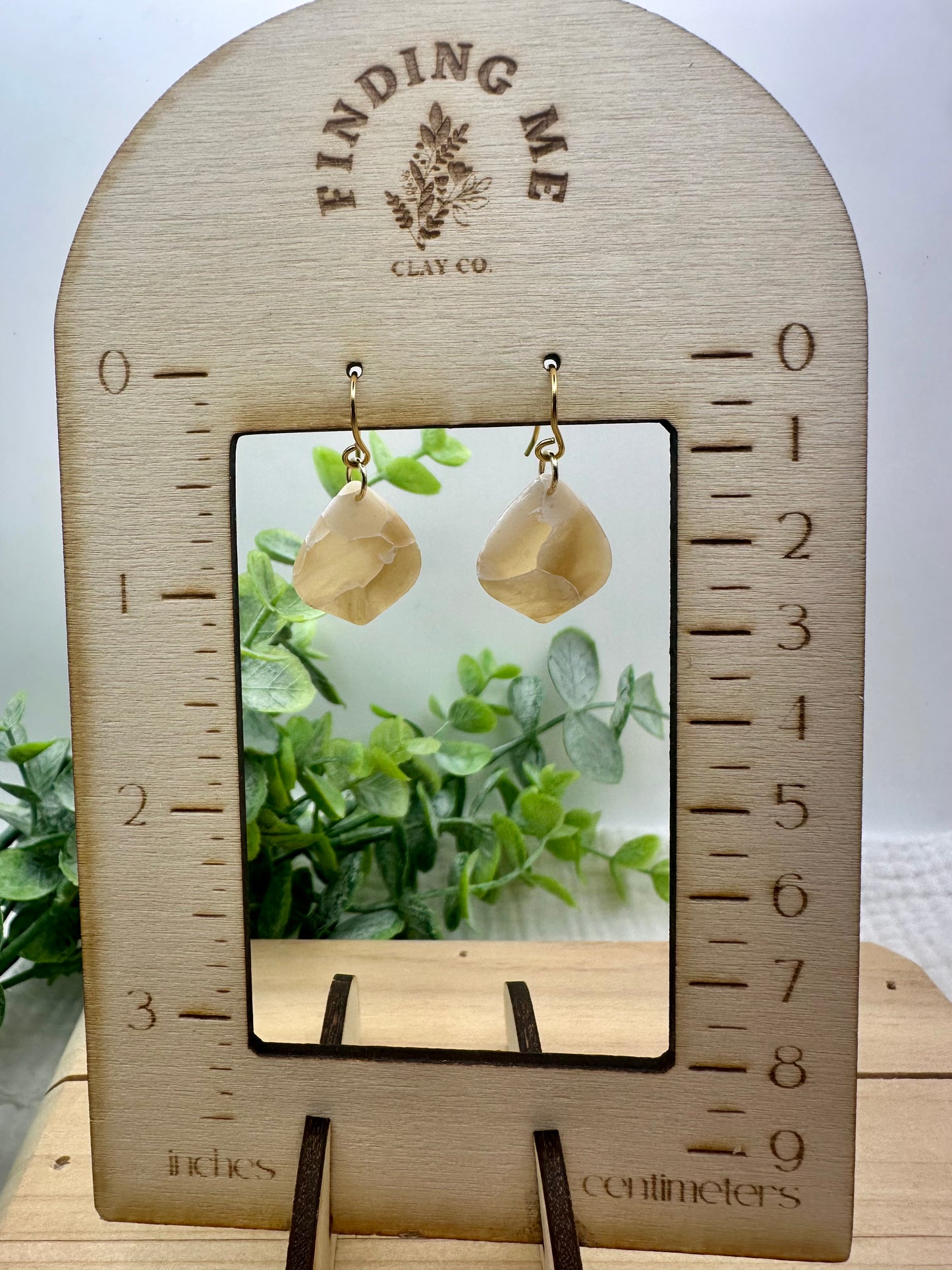 Sandy Tan Marble Collection